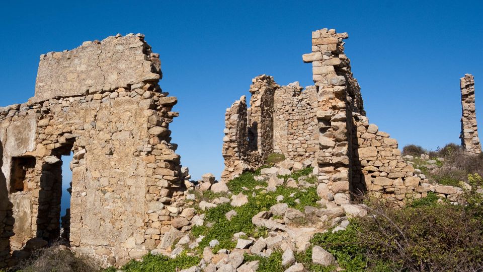 Le village en ruine d'Occi